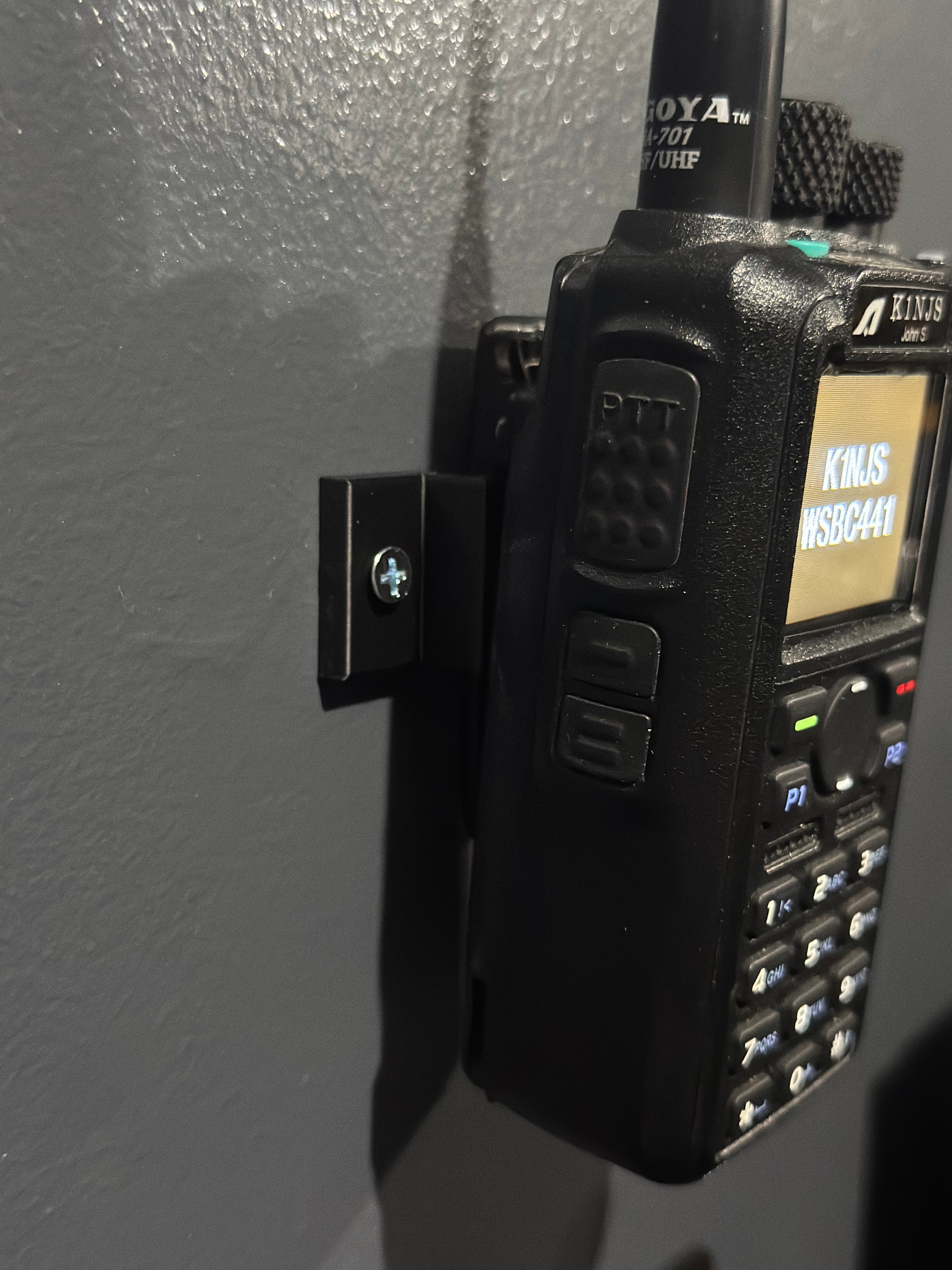 4 Pack Radio Wall Mount